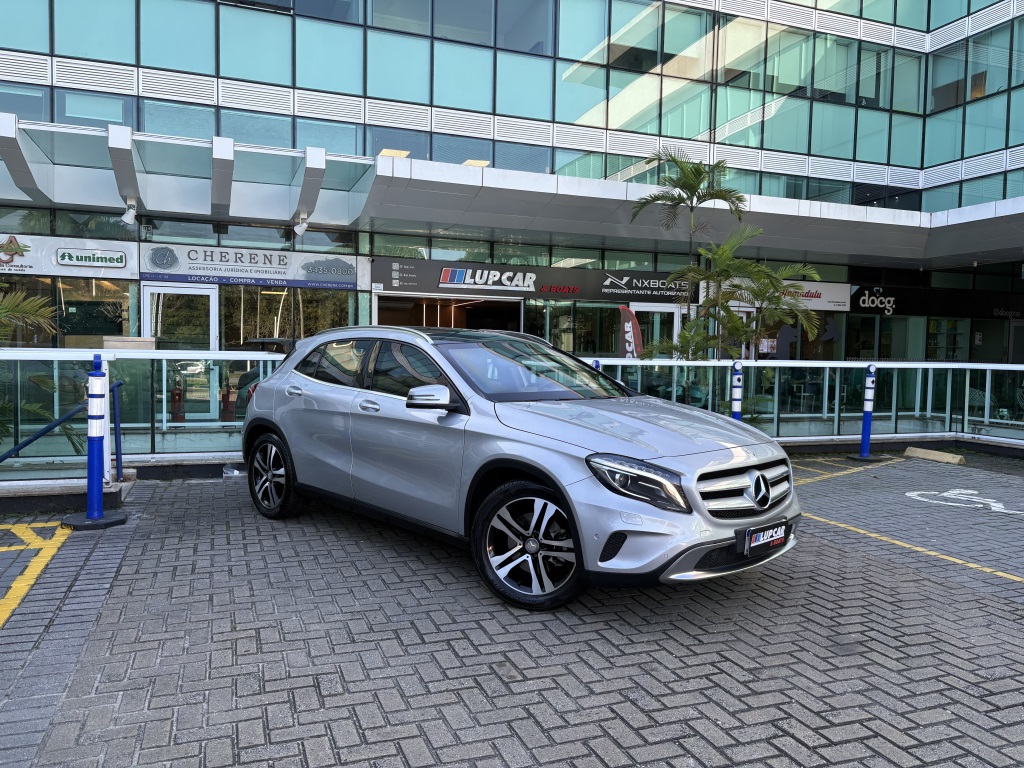 MERCEDES-BENZ GLA 250 2.0 16V TURBO GASOLINA VISION 4P AUTOMÁTICO