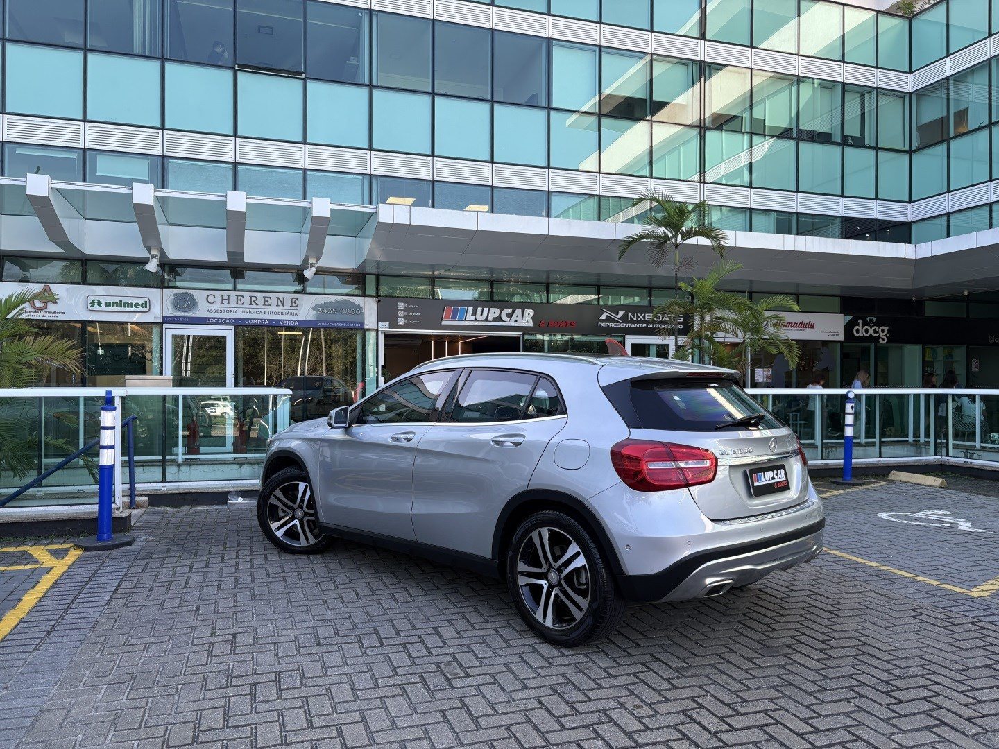 MERCEDES-BENZ GLA 250 2.0 16V TURBO GASOLINA VISION 4P AUTOMÁTICO — foto 3
