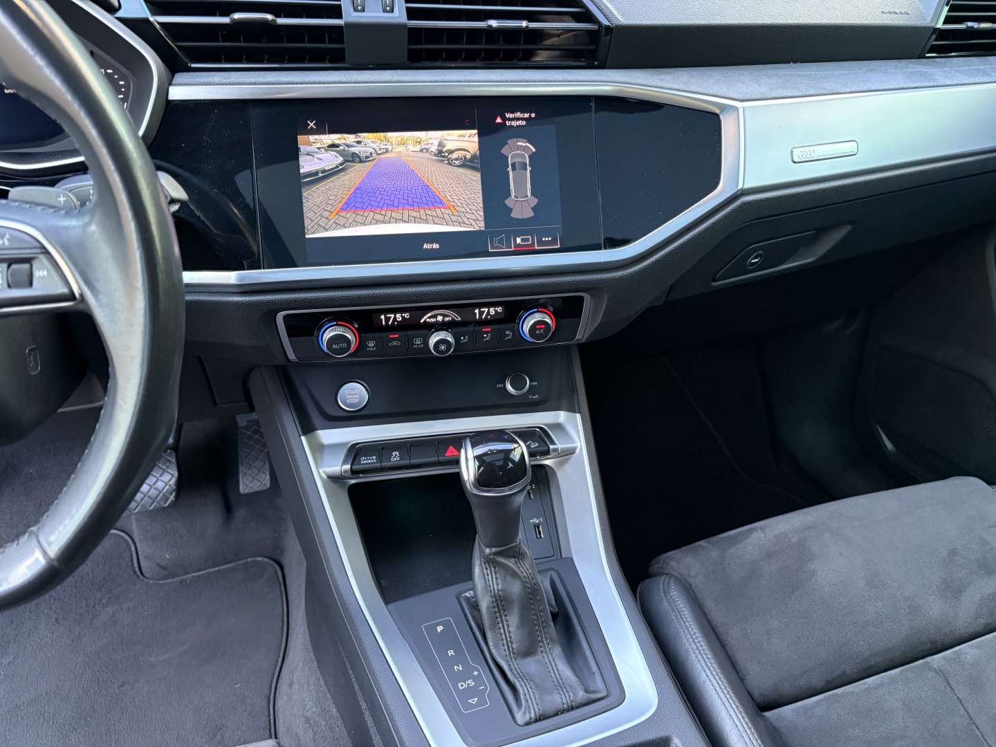 AUDI Q3 1.4 35 TFSI GASOLINA BLACK S TRONIC — foto 9