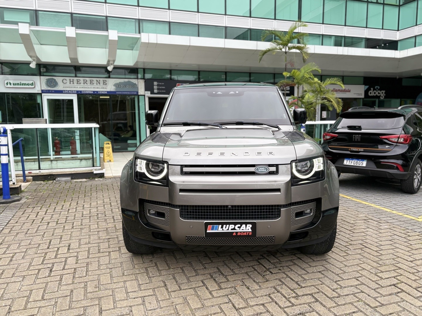 LAND ROVER DEFENDER 3.0 D300 TURBO DIESEL MHEV 110 X-DYNAMIC HSE AWD AUTOMÁTICO — foto 2