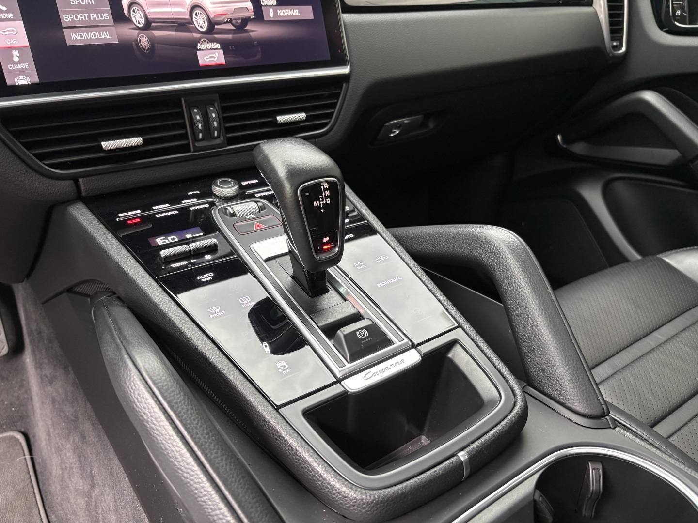 PORSCHE CAYENNE 3.0 V6 E-HYBRID COUPÉ AWD TIPTRONIC S — foto 10