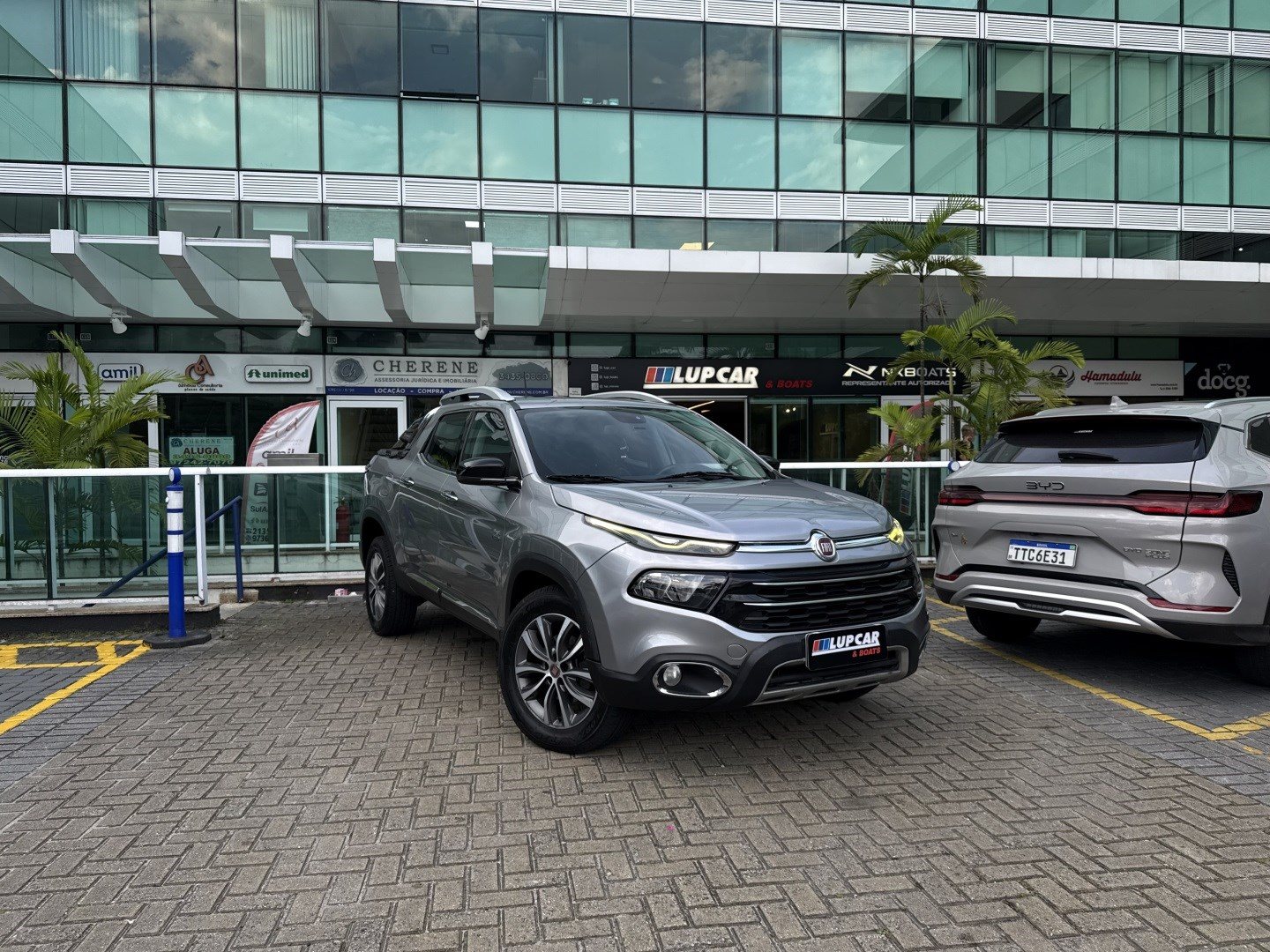 FIAT TORO 2.0 16V TURBO DIESEL VOLCANO 4WD AT9