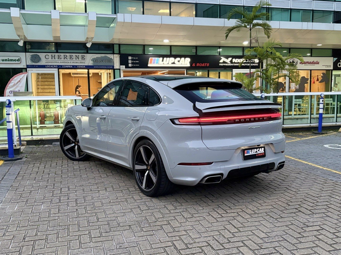 PORSCHE CAYENNE 3.0 V6 E-HYBRID COUPÉ AWD TIPTRONIC S — foto 3