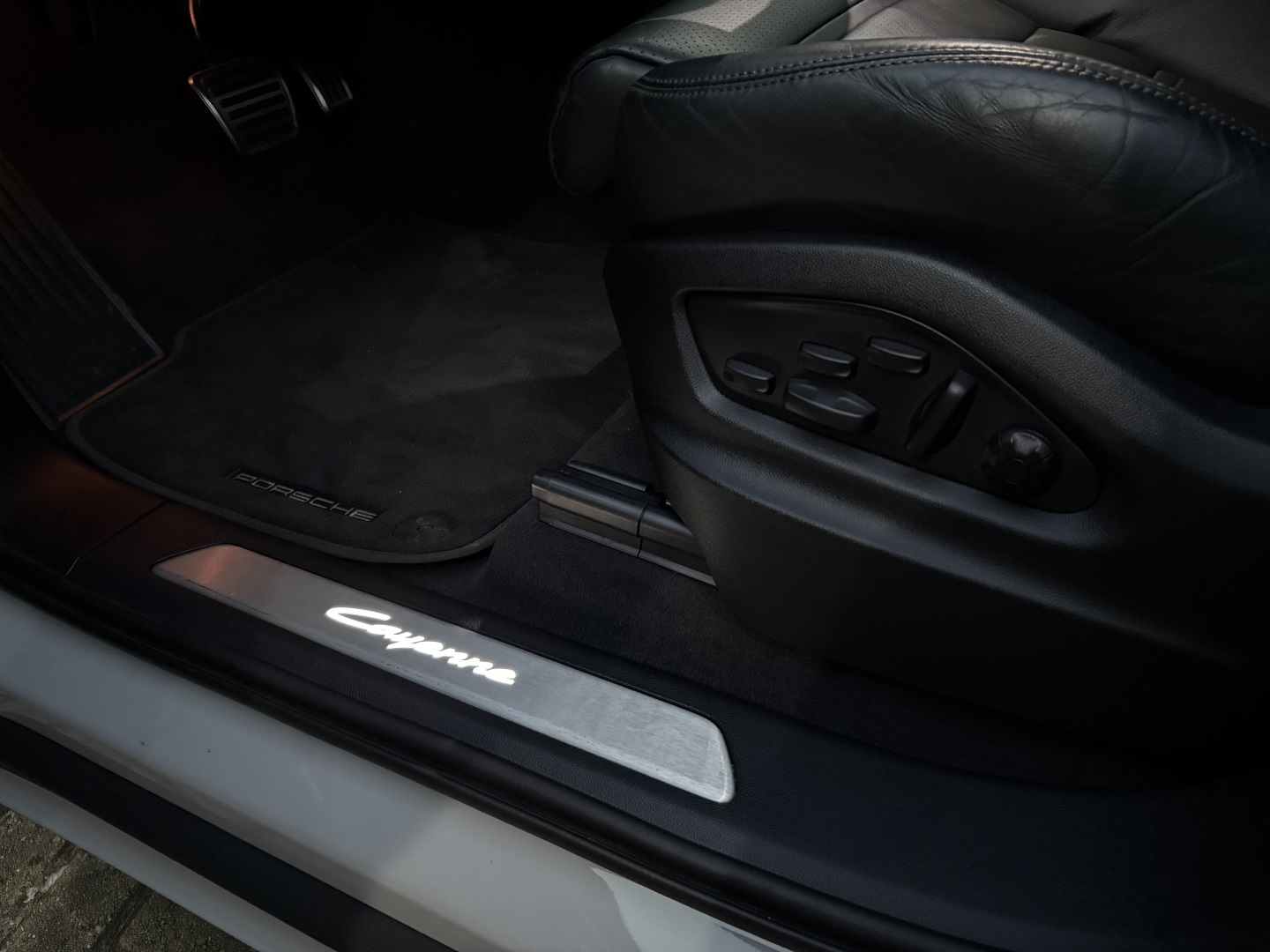 PORSCHE CAYENNE 3.0 V6 E-HYBRID COUPÉ AWD TIPTRONIC S — foto 13