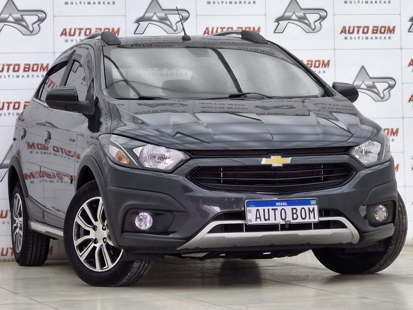 CHEVROLET ONIX 1.4 MPFI ACTIV 8V FLEX 4P AUTOMÁTICO