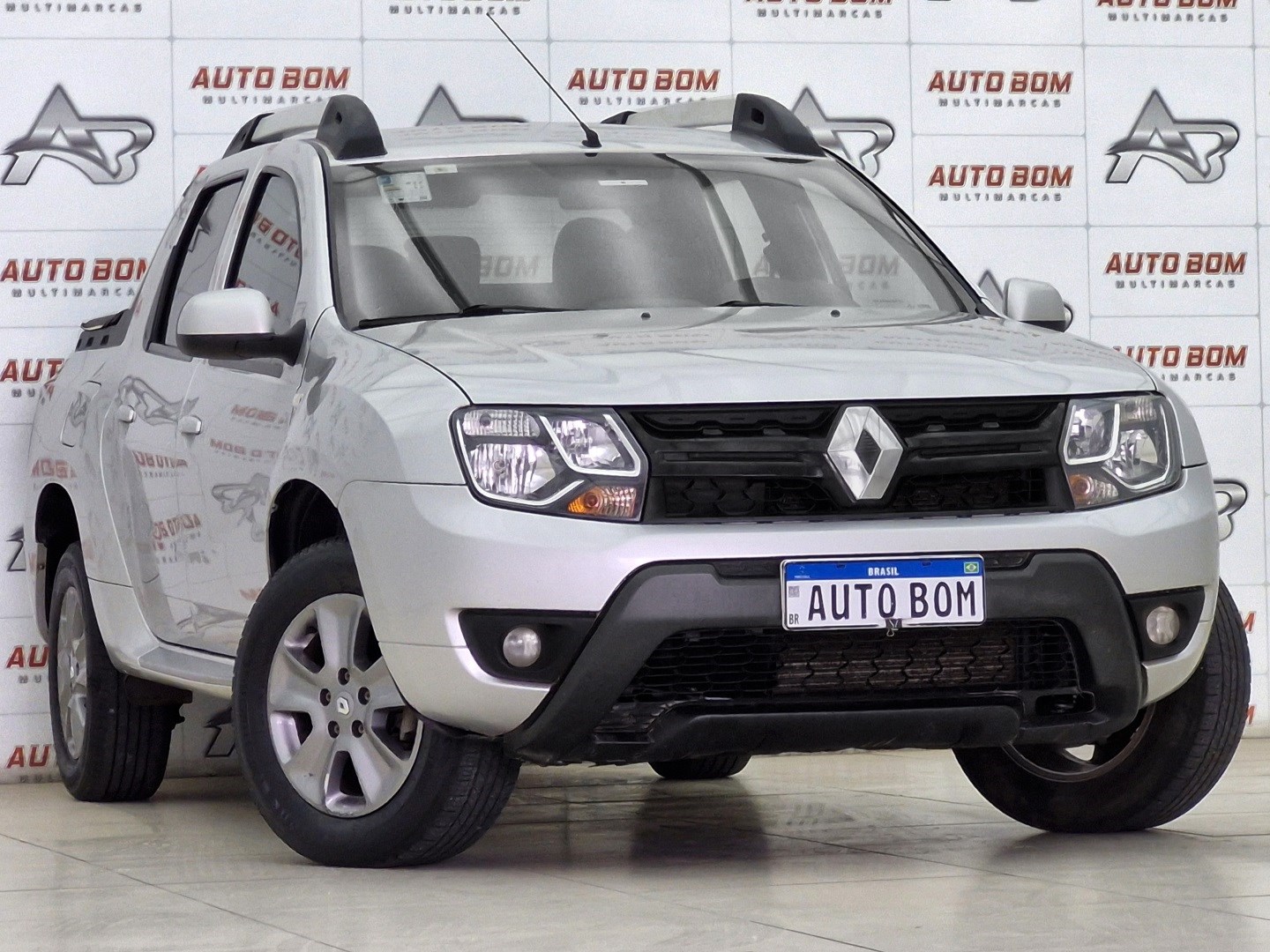 RENAULT DUSTER OROCH 2.0 16V FLEX DYNAMIQUE 4P AUTOMÁTICO