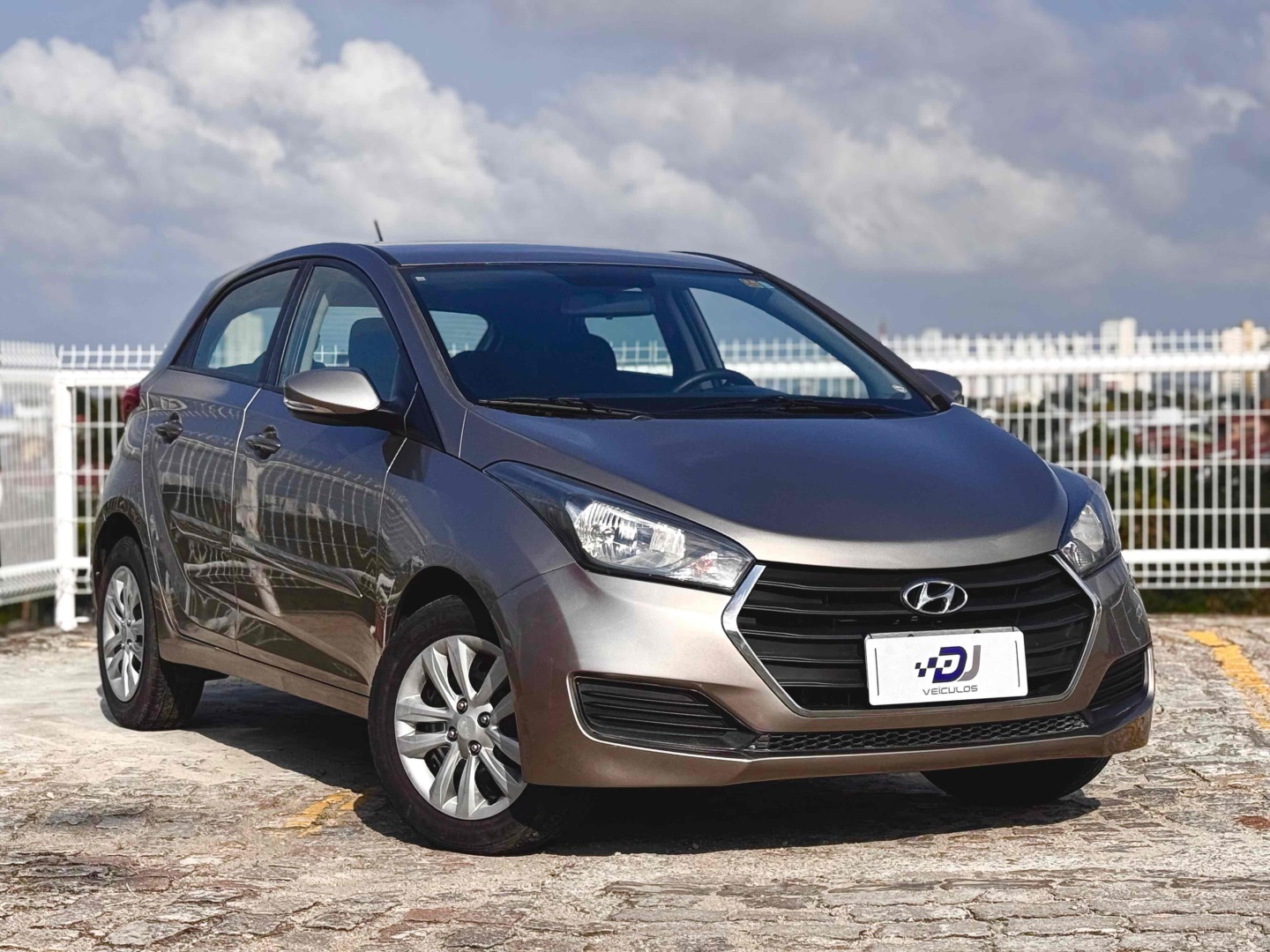 HYUNDAI HB20 1.6 COMFORT PLUS 16V FLEX 4P MANUAL