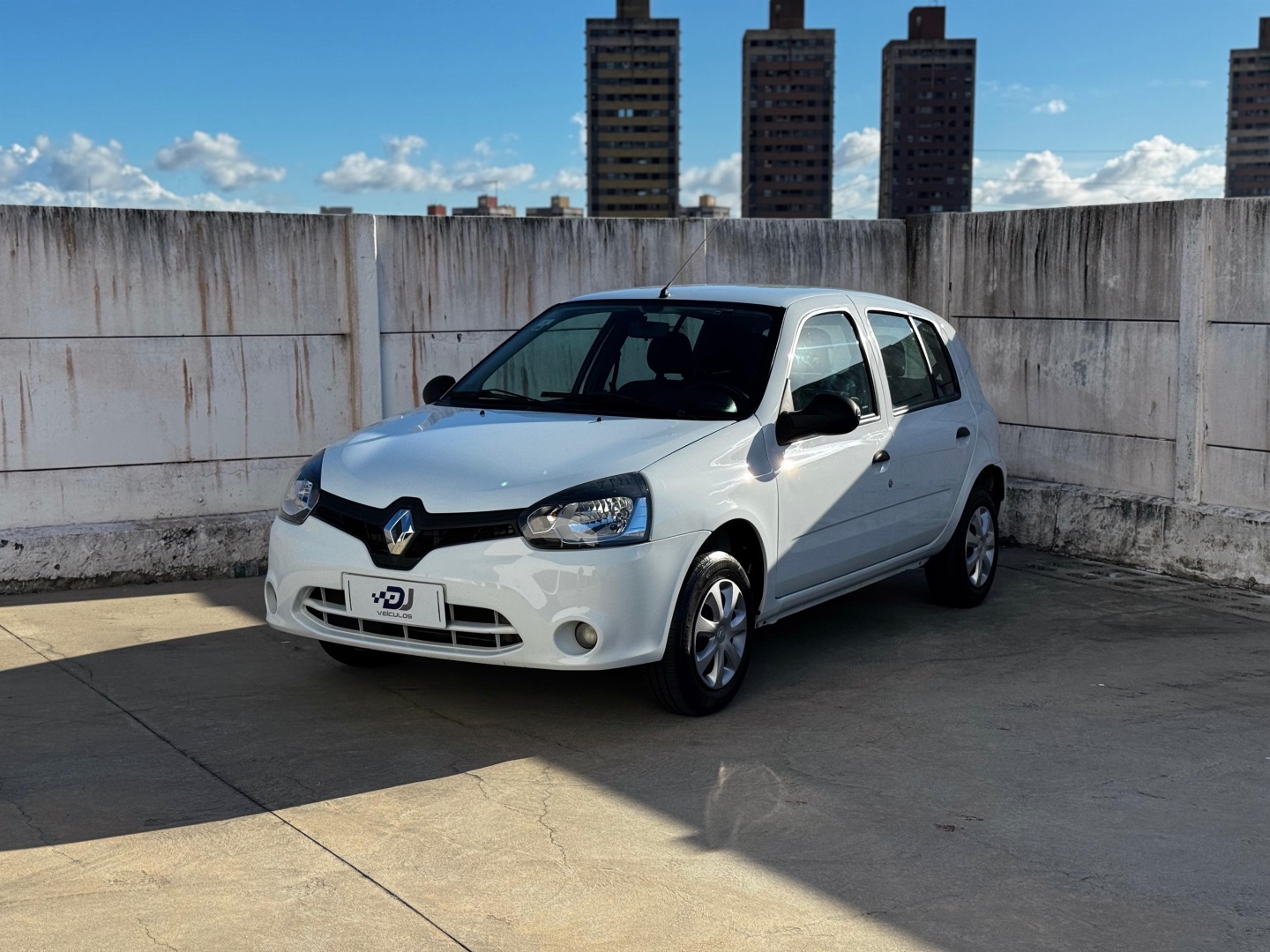 RENAULT CLIO 1.0 EXPRESSION 16V FLEX 4P MANUAL