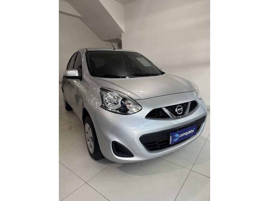 Nissan March 2015 à venda