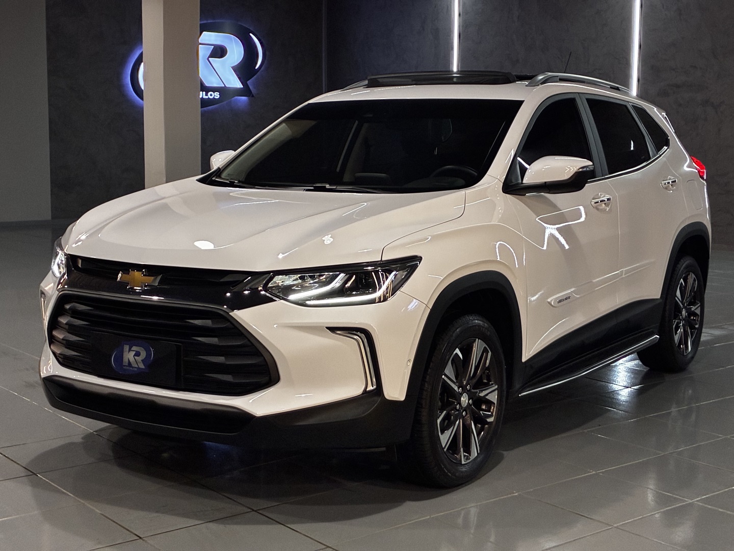 CHEVROLET TRACKER