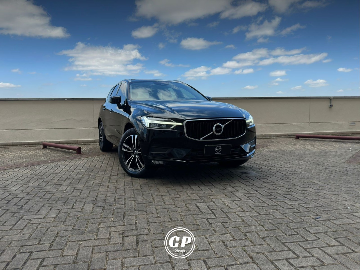VOLVO XC60 2.0 T5 GASOLINA MOMENTUM AWD GEARTRONIC