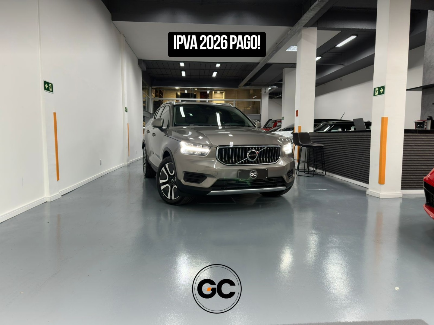 VOLVO XC40