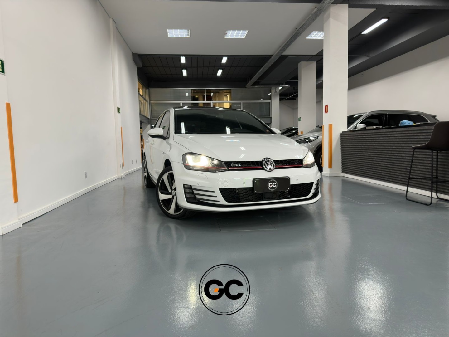 VOLKSWAGEN GOLF 2.0 TSI GTI 16V TURBO GASOLINA 4P AUTOMÁTICO