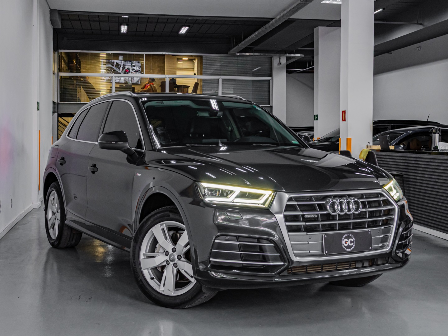 AUDI Q5