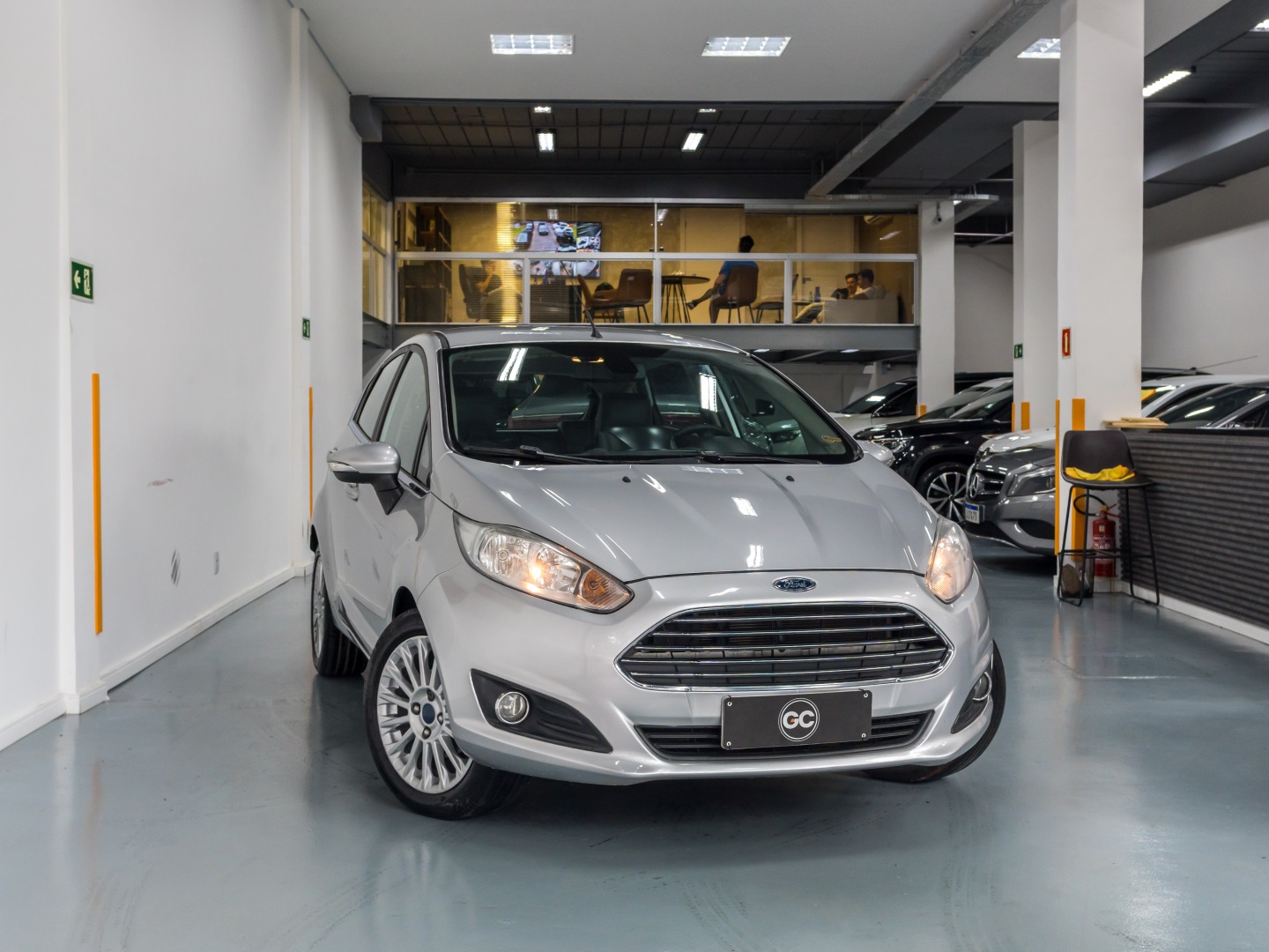 FORD FIESTA 1.6 TITANIUM HATCH 16V FLEX 4P POWERSHIFT