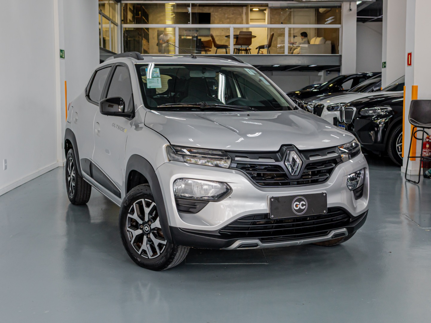 RENAULT KWID 1.0 12V SCE FLEX OUTSIDER MANUAL