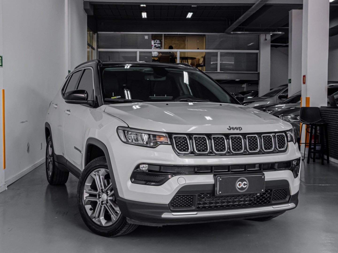 JEEP COMPASS 1.3 T270 TURBO FLEX LONGITUDE AT6