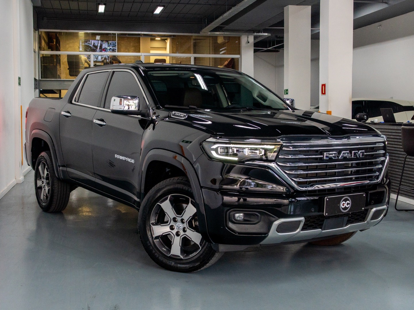 RAM RAMPAGE 2.0 HURRICANE 4 TURBO GASOLINA LARAMIE 4X4 AUTOMÁTICO