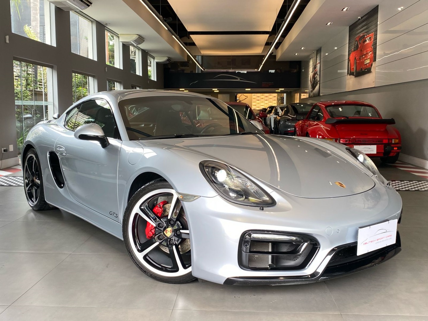 PORSCHE CAYMAN