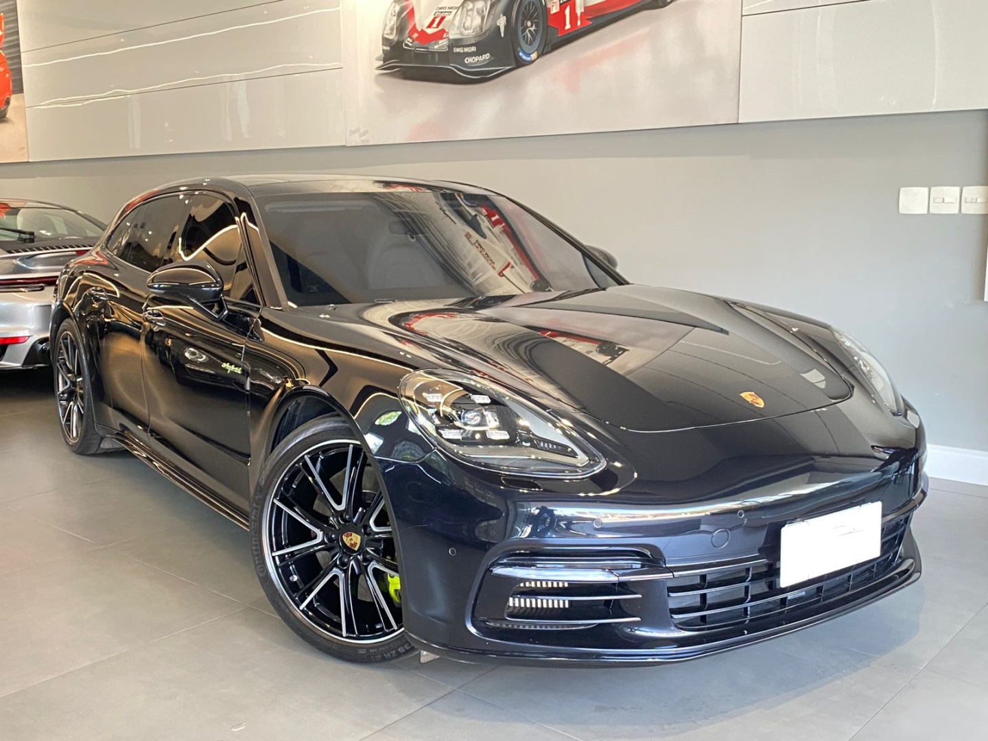 PORSCHE PANAMERA