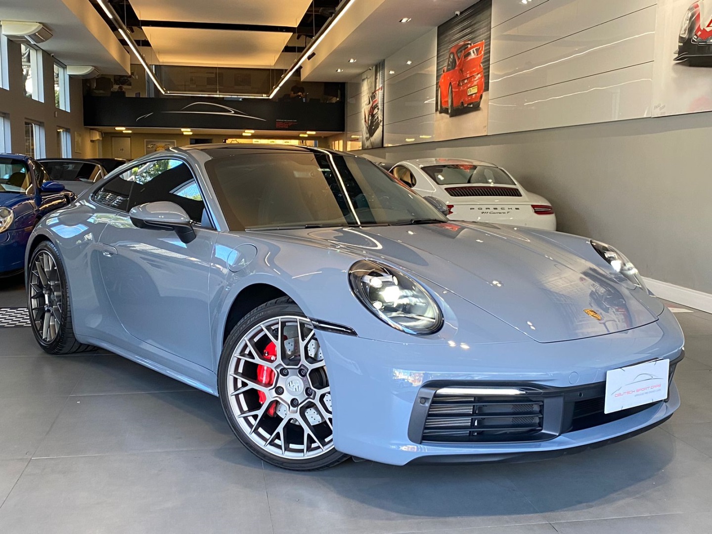 PORSCHE 911