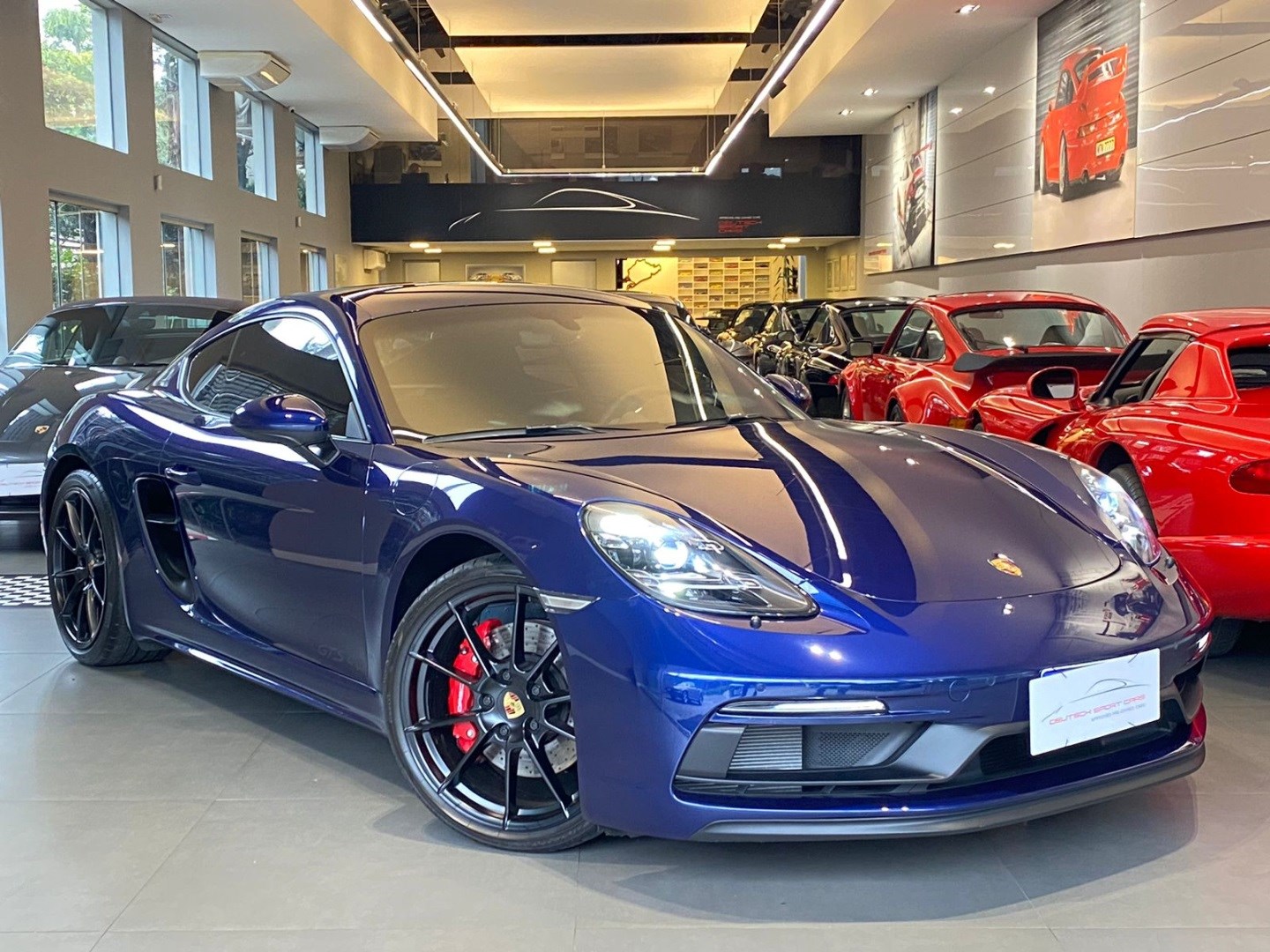 PORSCHE 718