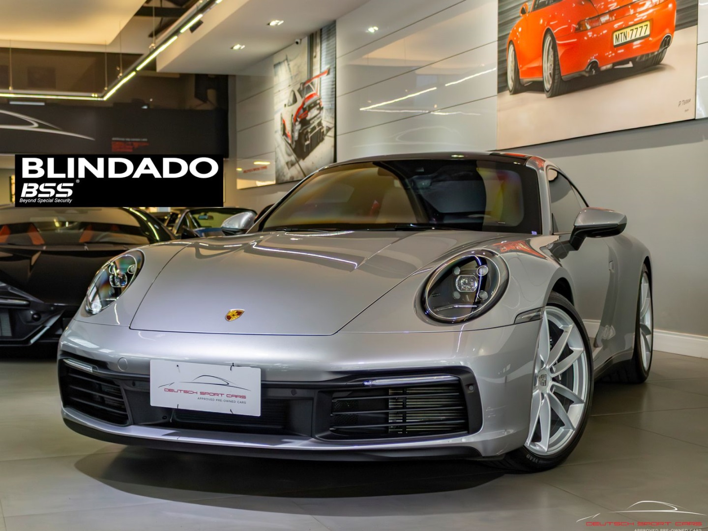 PORSCHE 911