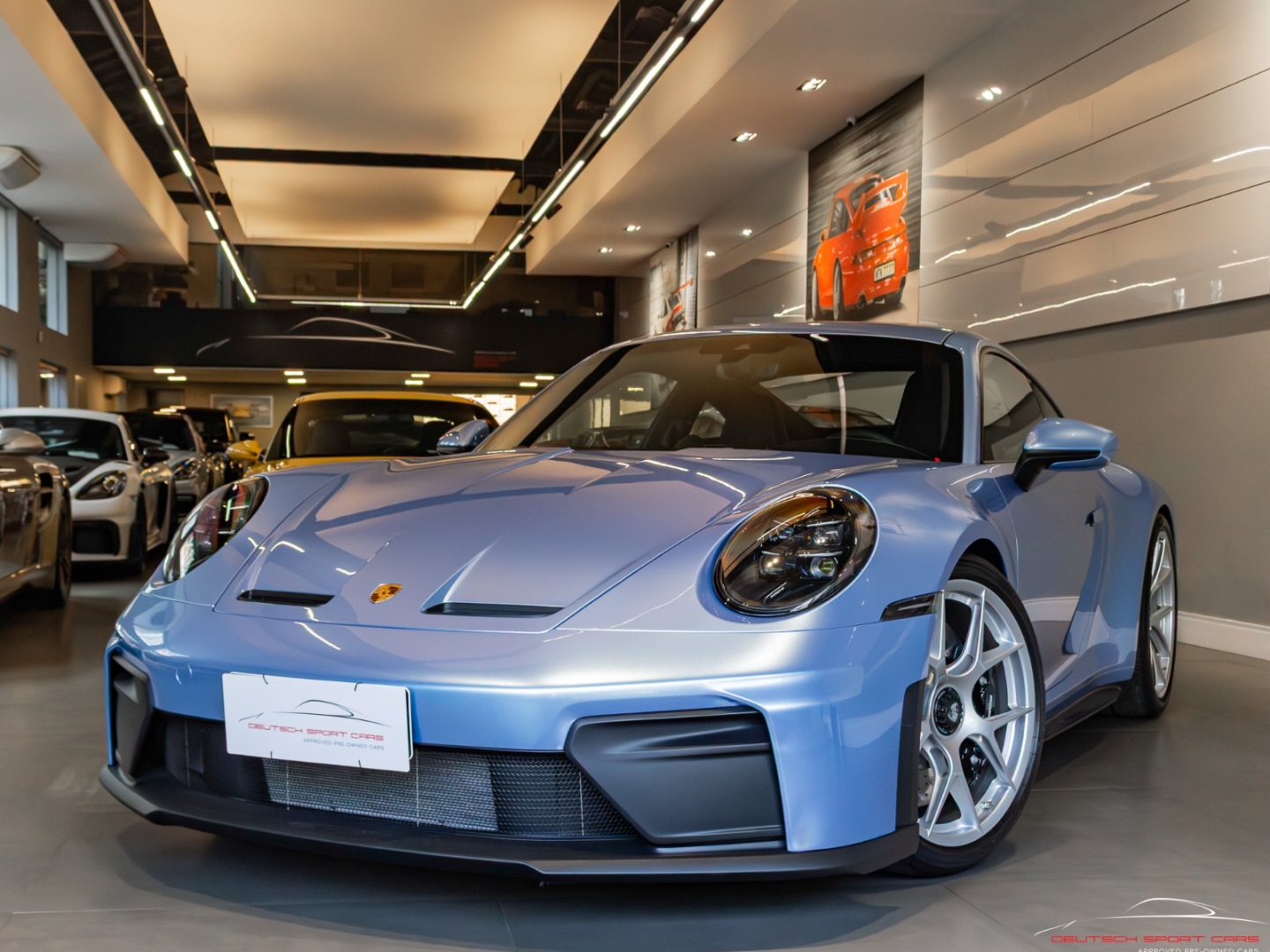 PORSCHE 911