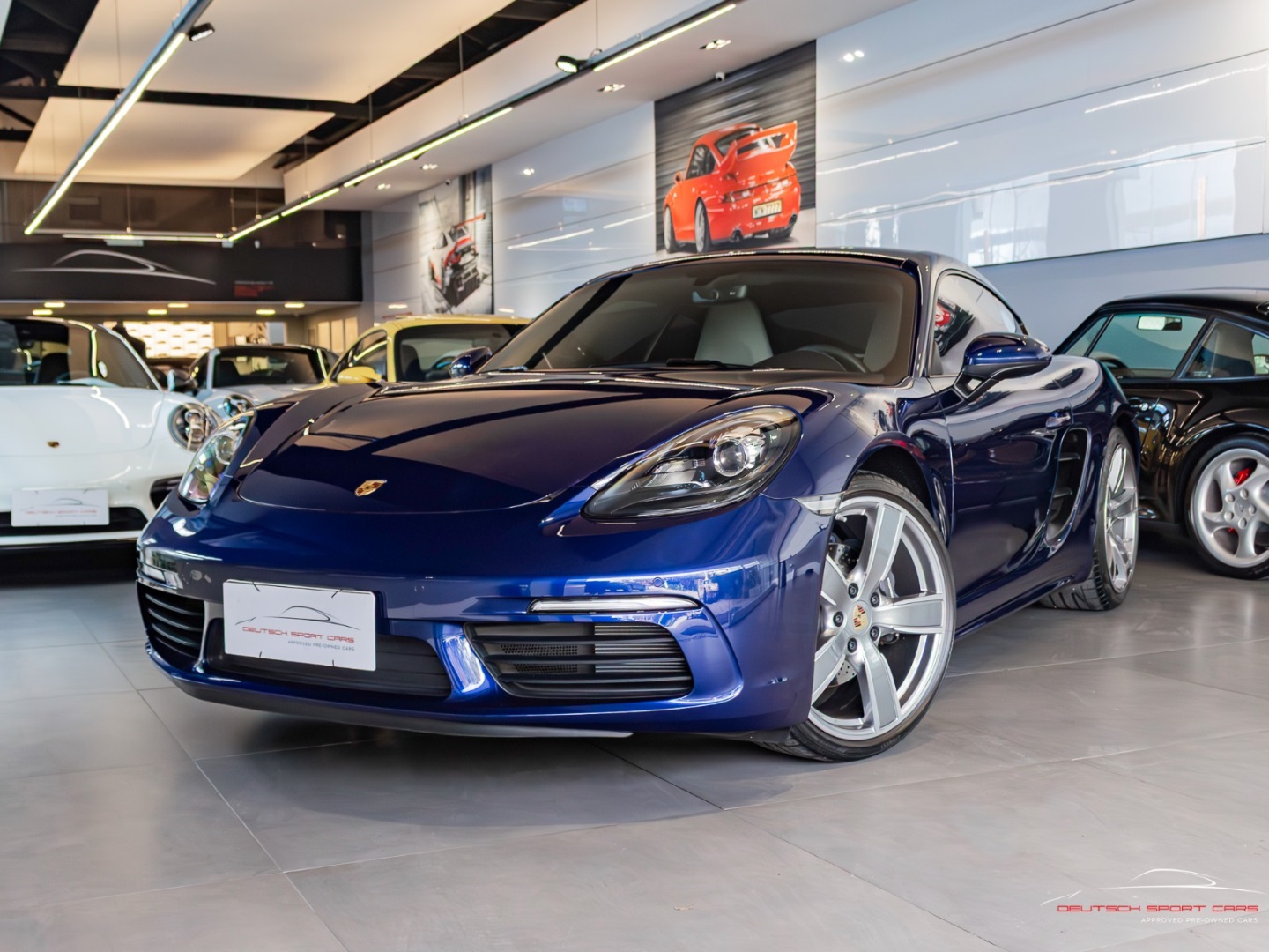 PORSCHE 718