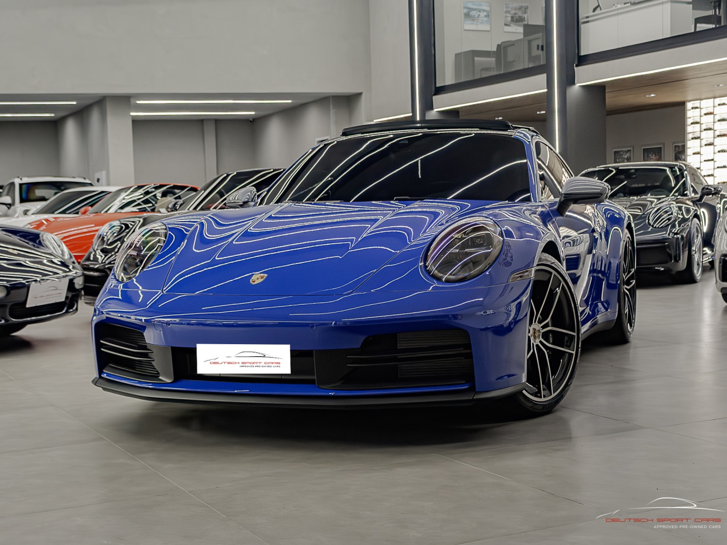 PORSCHE 911