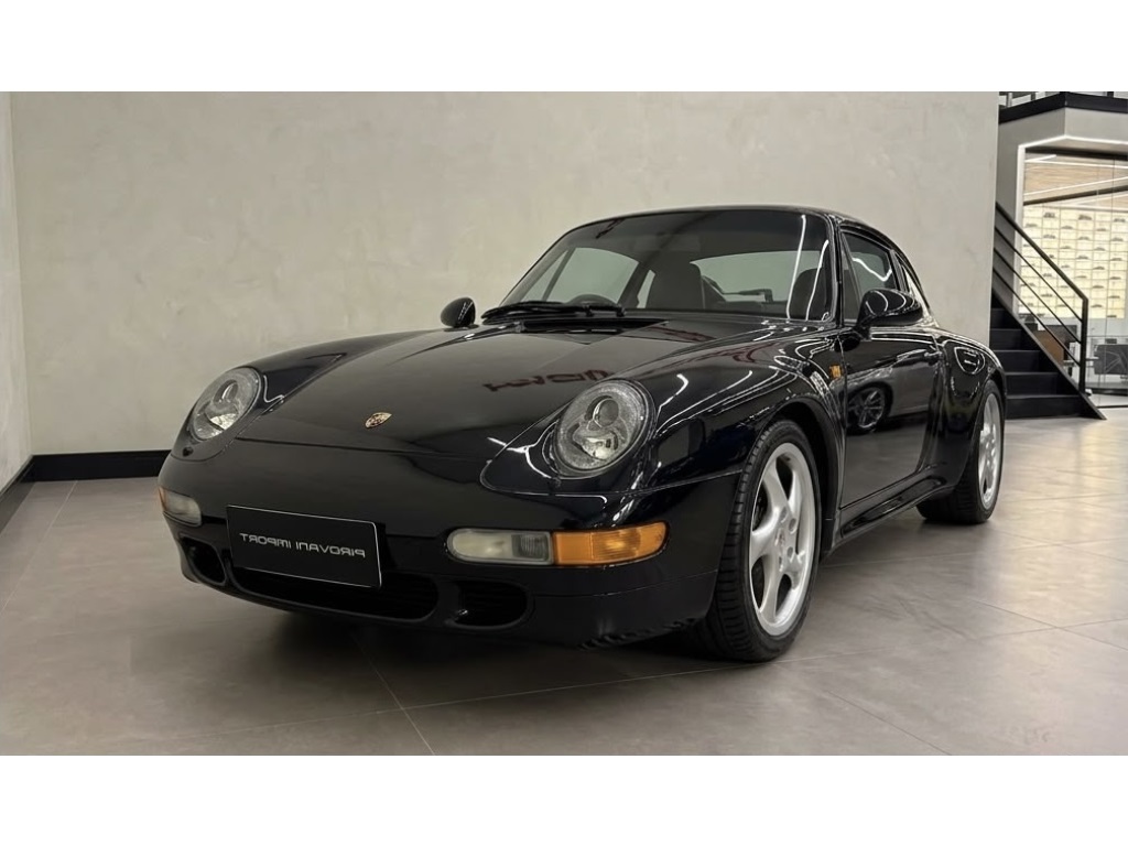 PORSCHE 911