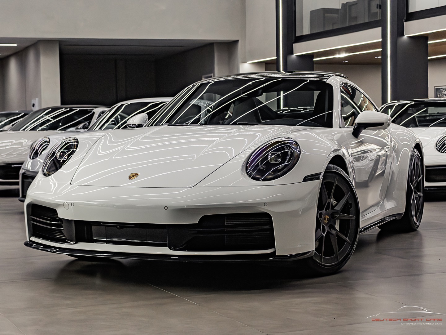 PORSCHE 911