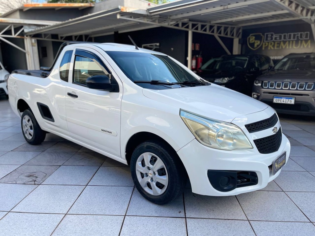 CHEVROLET MONTANA