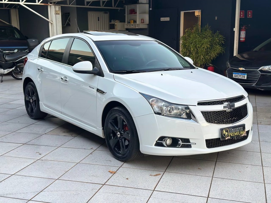 CHEVROLET CRUZE