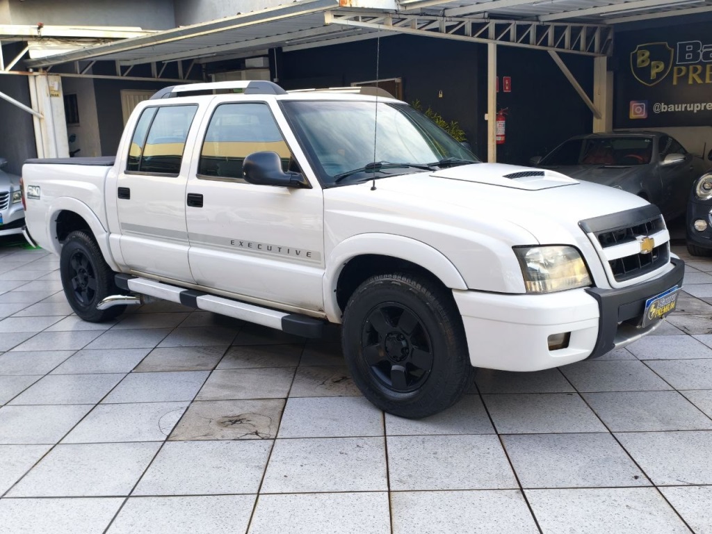 CHEVROLET S10