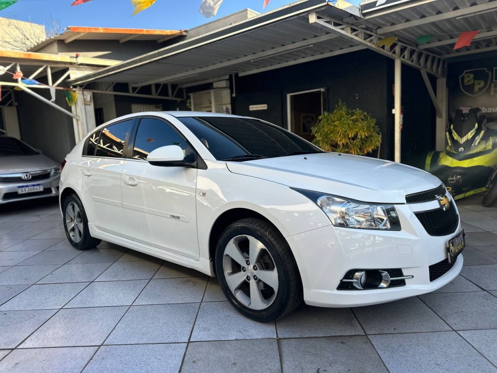 CHEVROLET CRUZE