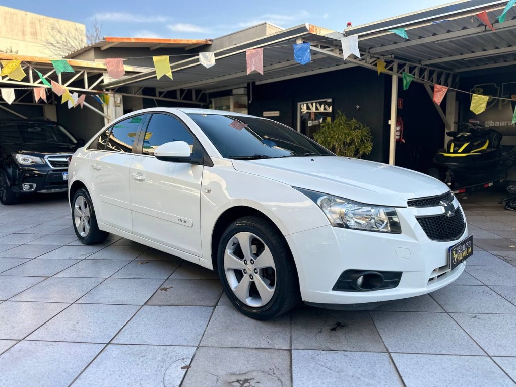CHEVROLET CRUZE