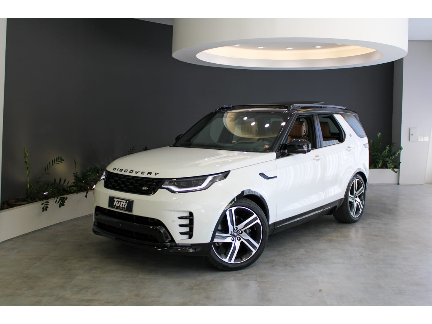 LAND ROVER DISCOVERY 3.0 D300 TURBO DIESEL MHEV METROPOLITAN EDITION AUTOMÁTICO