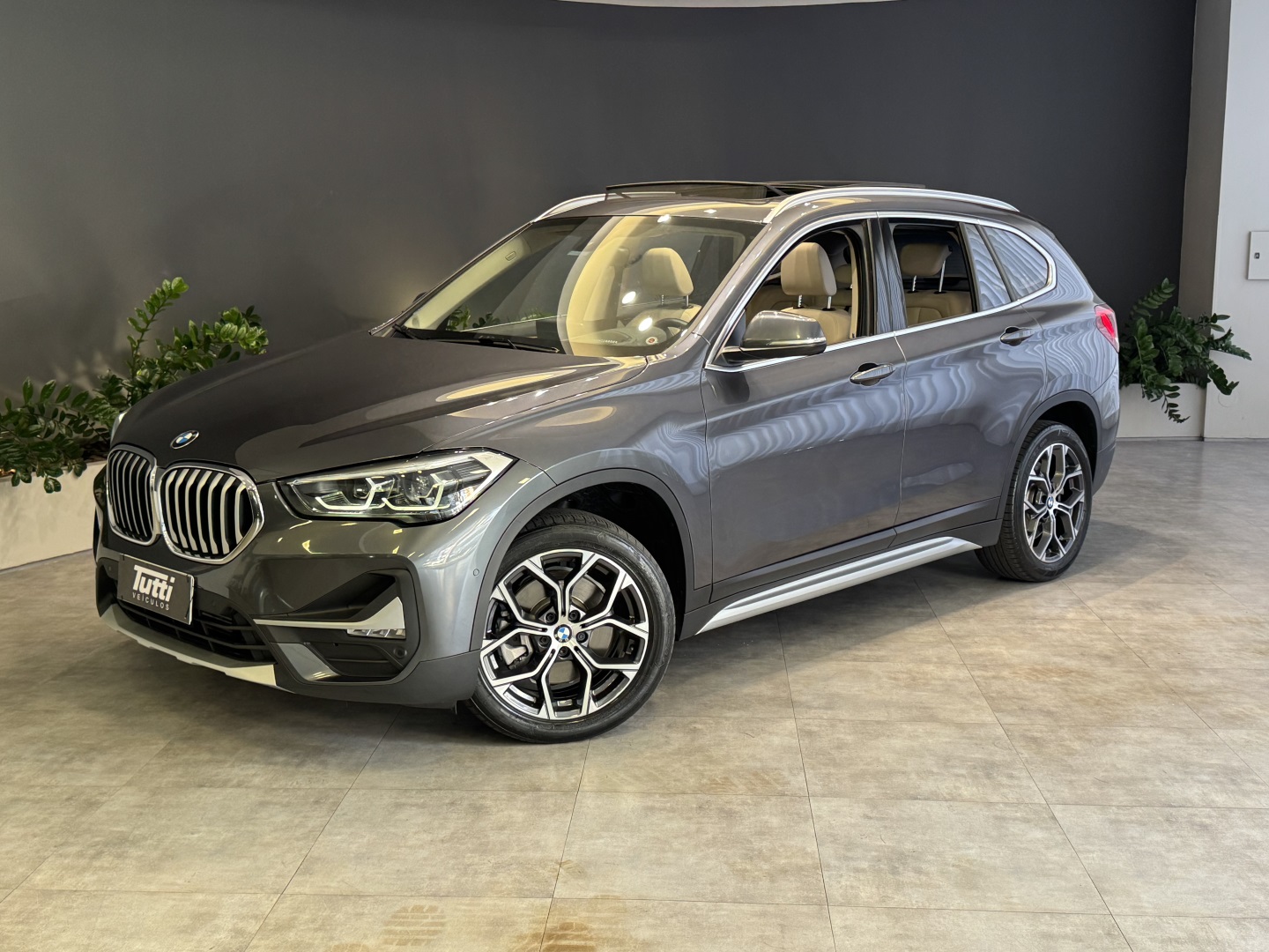 BMW X1 2.0 16V TURBO ACTIVEFLEX SDRIVE20I X-LINE 4P AUTOMÁTICO