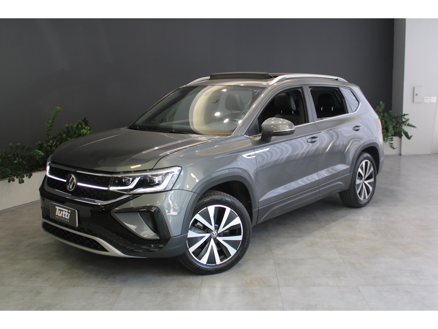 VOLKSWAGEN TAOS 1.4 250 TSI TOTAL FLEX HIGHLINE AUTOMÁTICO
