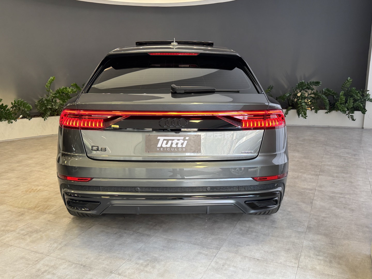 Audi Q8 2023