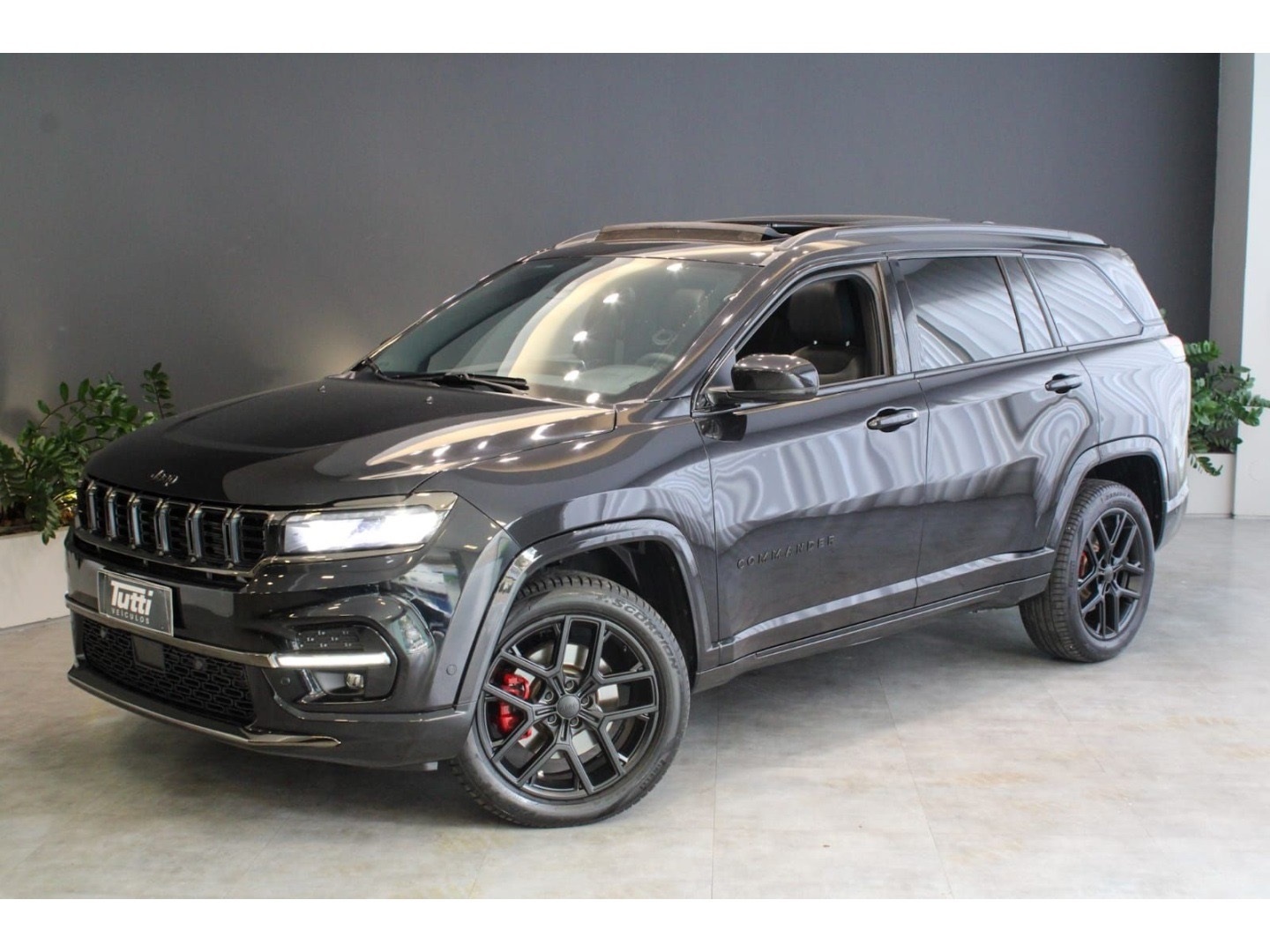 JEEP COMMANDER 2.0 HURRICANE 4 TURBO GASOLINA BLACKHAWK AT9