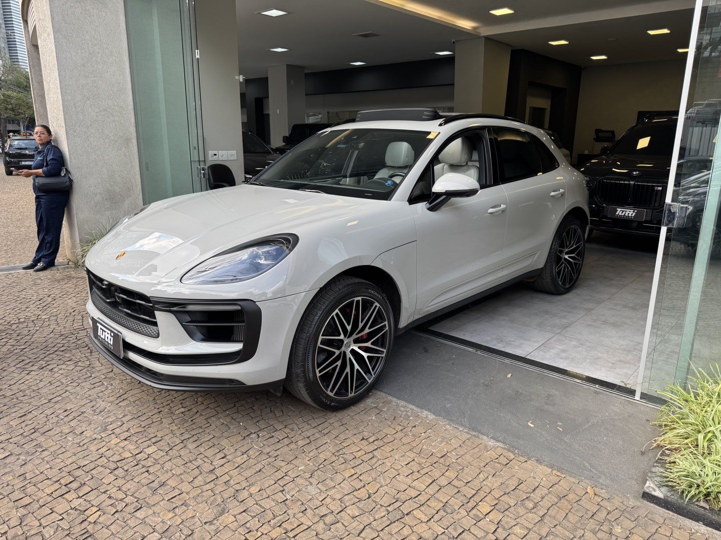Porsche MACAN 2023