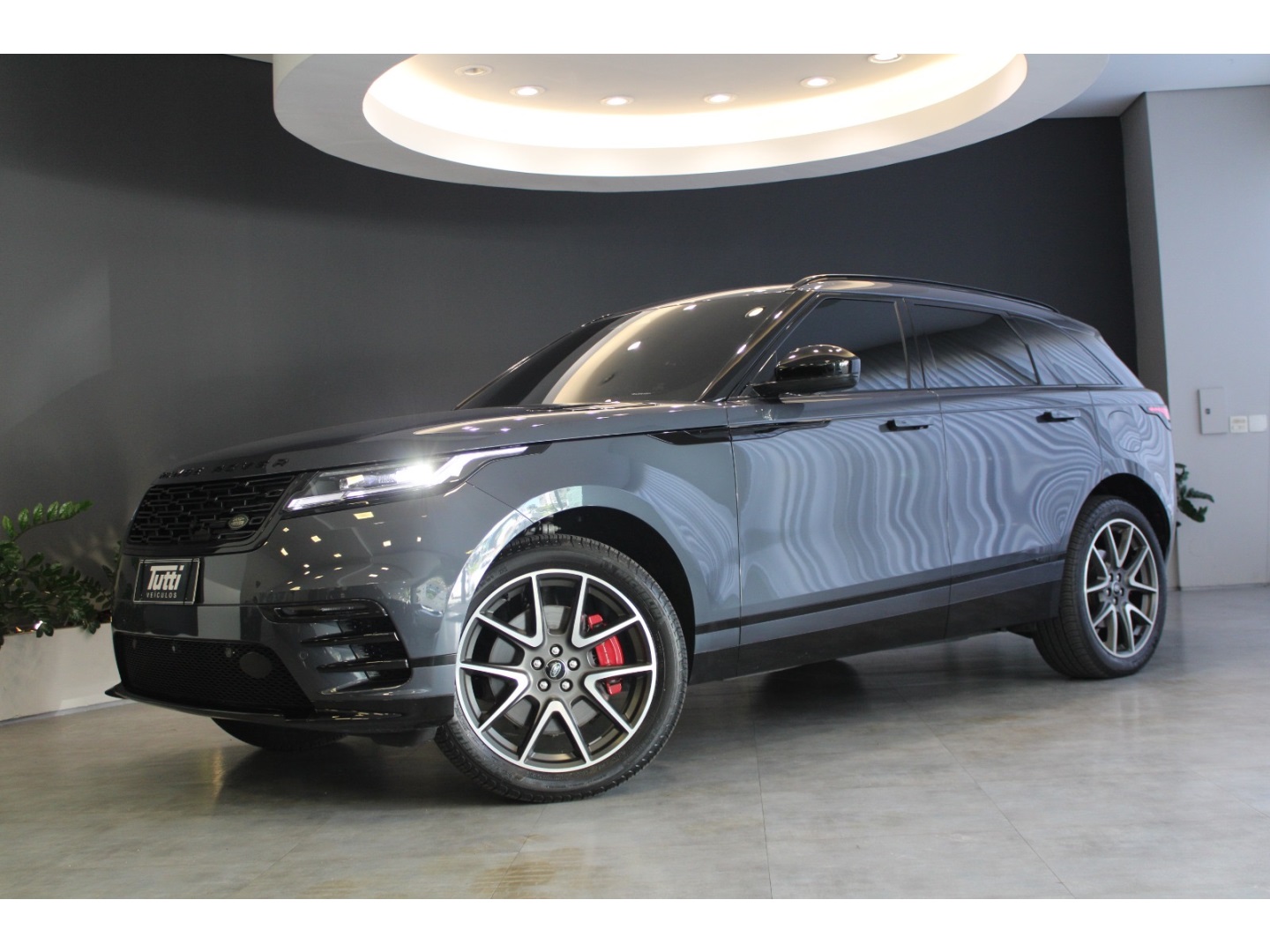 Land Rover RANGE ROVER VELAR 2024
