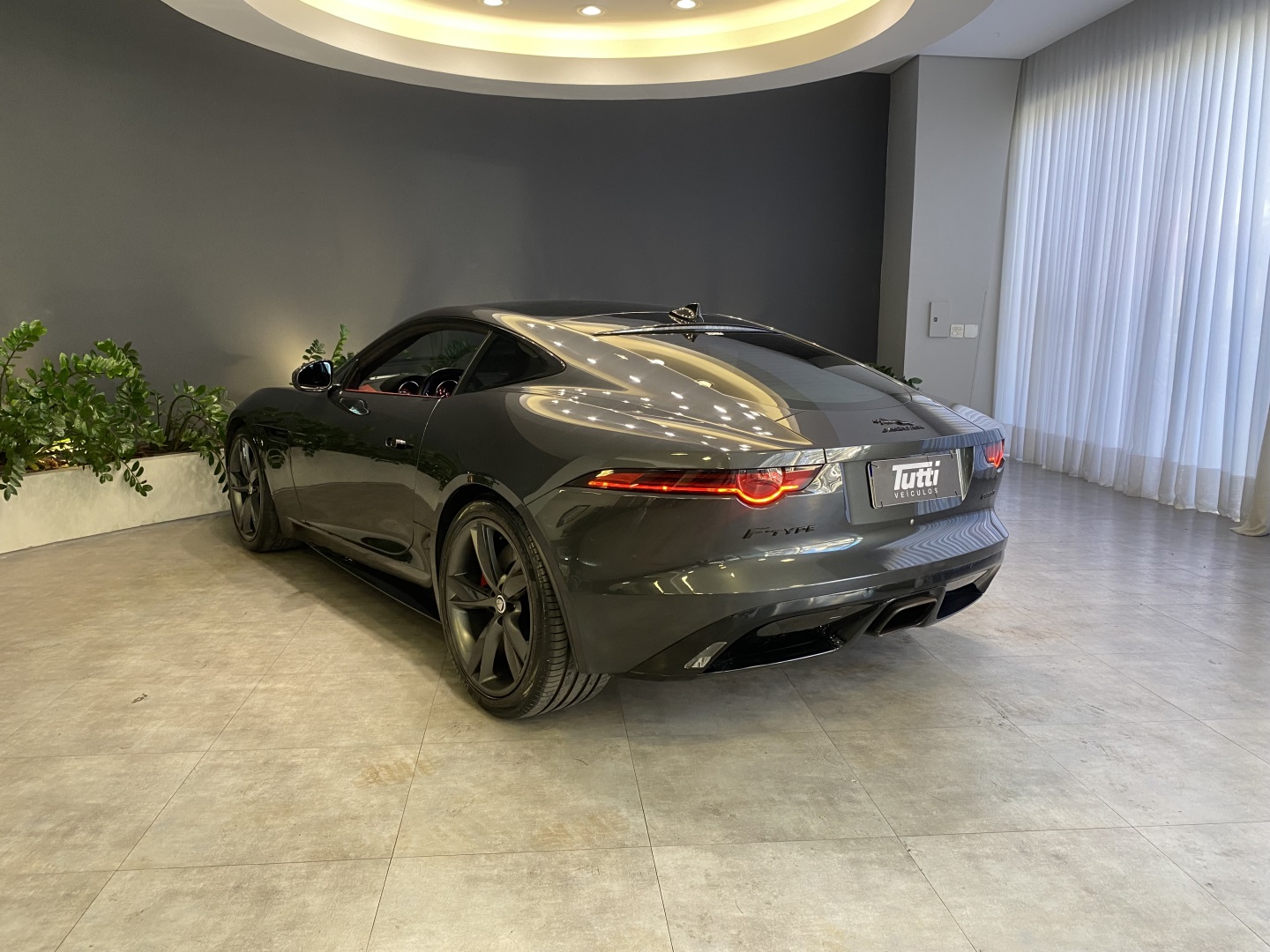 Jaguar F-TYPE 2019