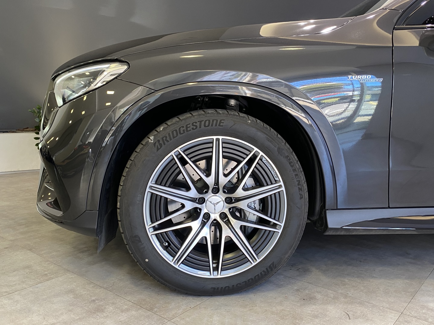 Mercedes-Benz GLC 43 AMG 2024