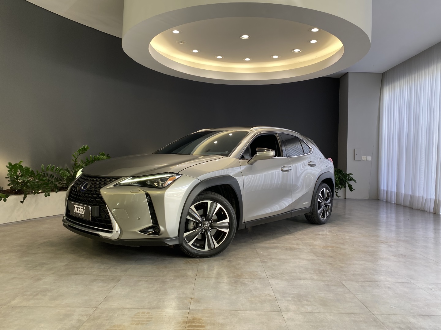 Lexus UX 250h 2019