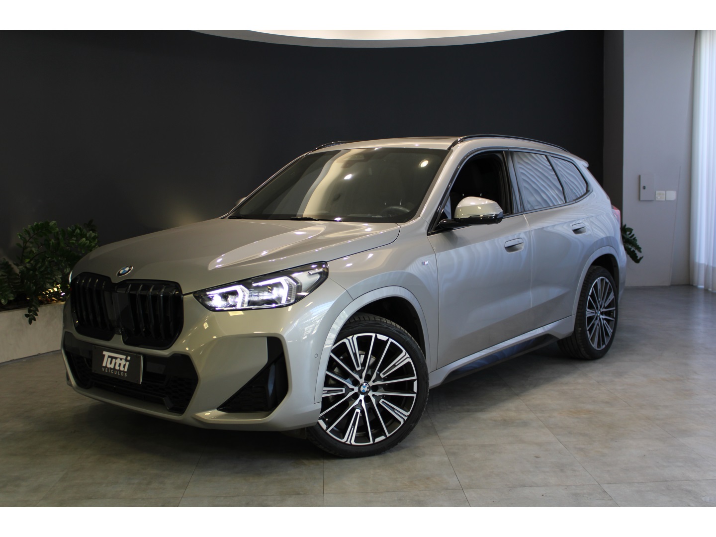 BMW X1 2.0 16V TURBO GASOLINA SDRIVE20I M SPORT STEPTRONIC