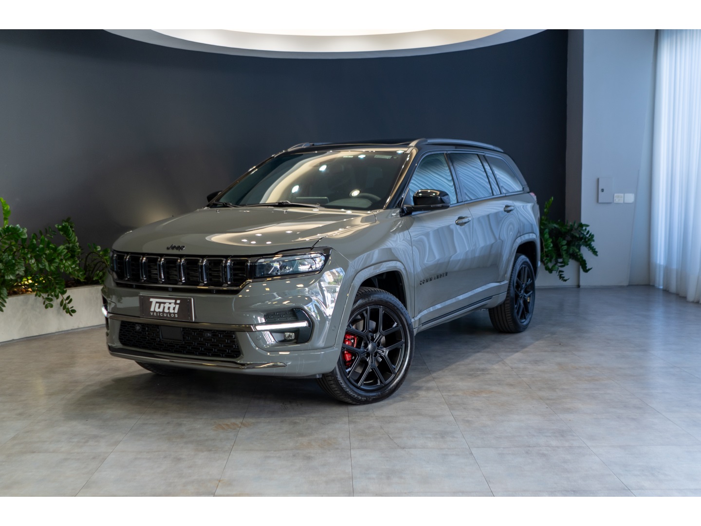 JEEP COMMANDER 2.0 HURRICANE 4 TURBO GASOLINA BLACKHAWK AT9