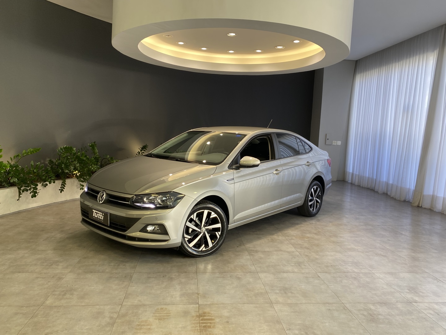 VOLKSWAGEN VIRTUS 1.0 200 TSI COMFORTLINE AUTOMÁTICO